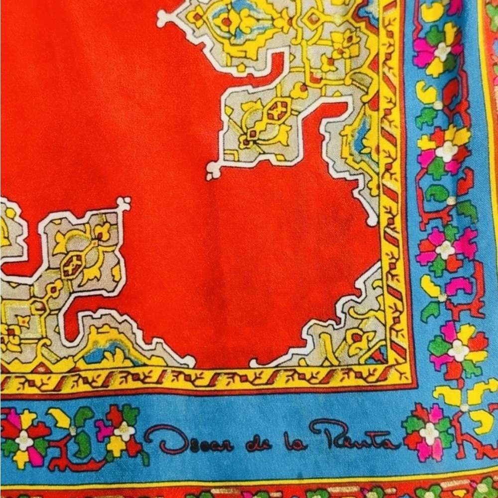 Vintage OSCAR DE LA RENTA Paisley Designer Silk Scarf 30“ - Picture 2 of 3